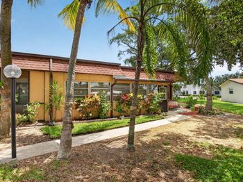 2002 SW Natura Boulevard