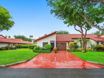 6215 Kings Gate Circle