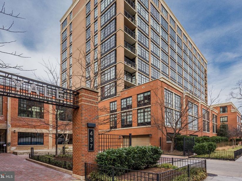 437 New York Avenue NW 802, Washington DC 20001