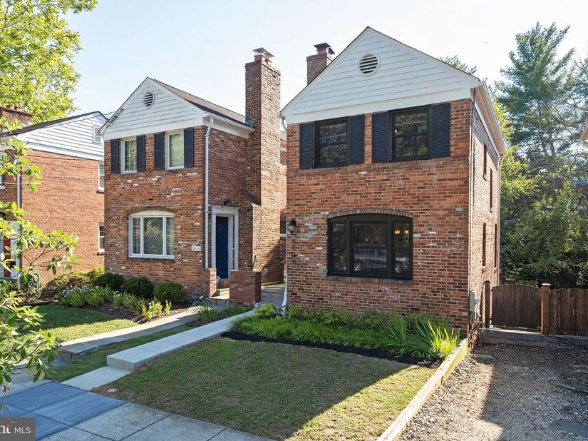5030 Sherier Place NW, Washington DC 20016