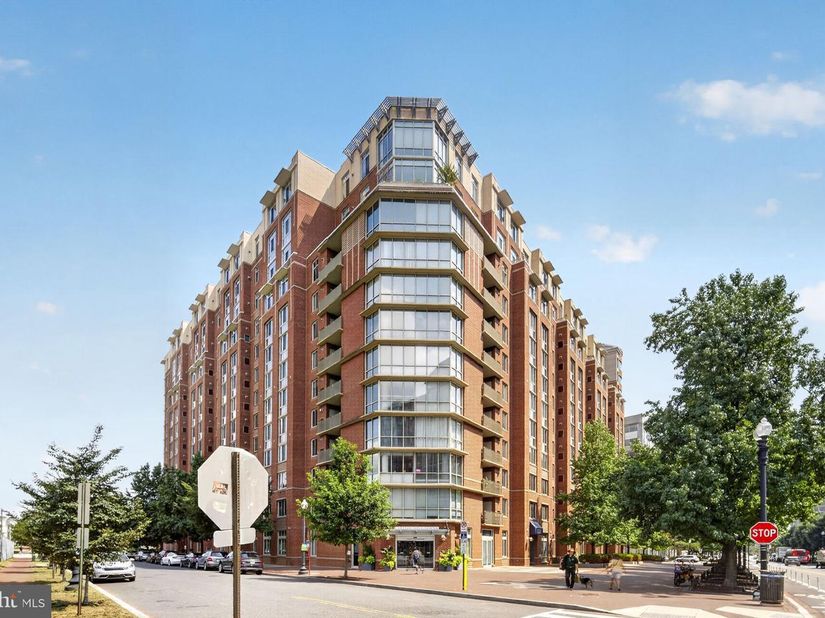 1000 New Jersey Avenue SE 1113, Washington DC 20003