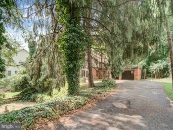 3819 Suitland Road SE