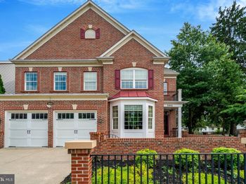 5815 Falls Gate Court