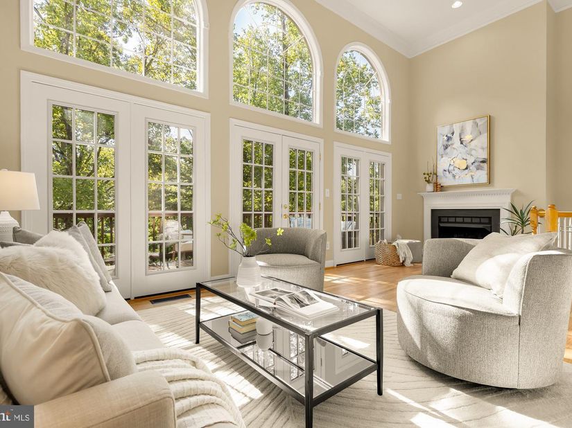 2527 Gadsby Place, Alexandria VA 22311