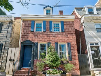 1106 Marlborough Street