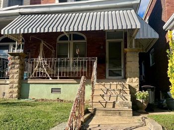 143 W Clarkson Avenue