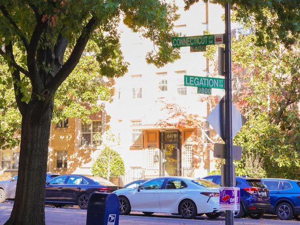 5406 Connecticut Avenue NW 803, Washington DC 20015