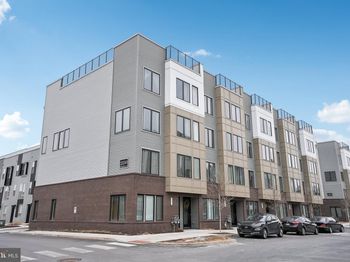 2150 Northbank Place