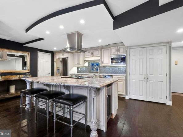 1420 Locust Street 31I, Philadelphia PA 19102