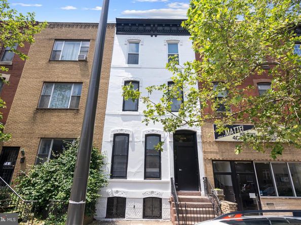 1618 S Broad Street, Philadelphia PA 19145