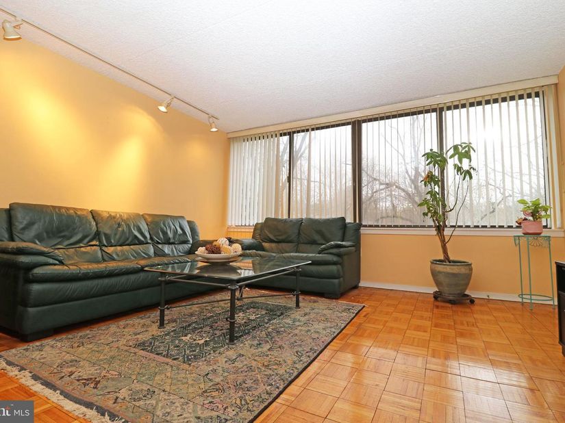19 Rock Hill Road 3D, Bala Cynwyd PA 19004