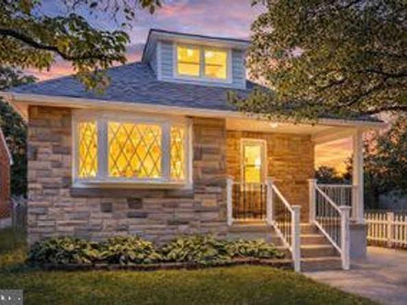 1016 Leiper Street, Crum Lynne PA 19022