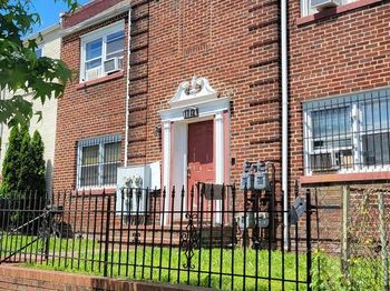 1712 Capitol Avenue NE