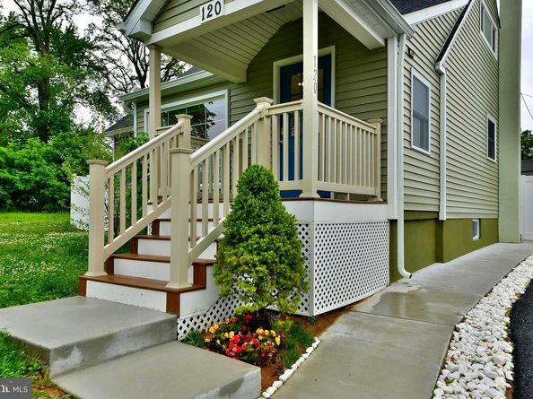 120 Orchard Drive, Fallsington PA 19054
