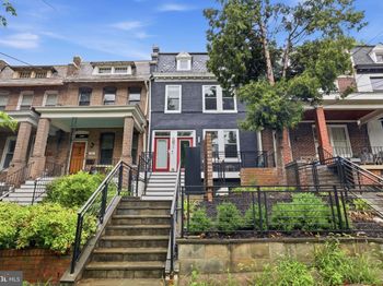 1117 Allison Street NW