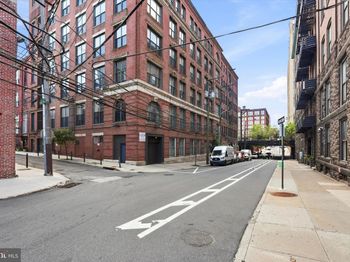 429 N 13TH Street