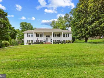 3713 Chanel Road