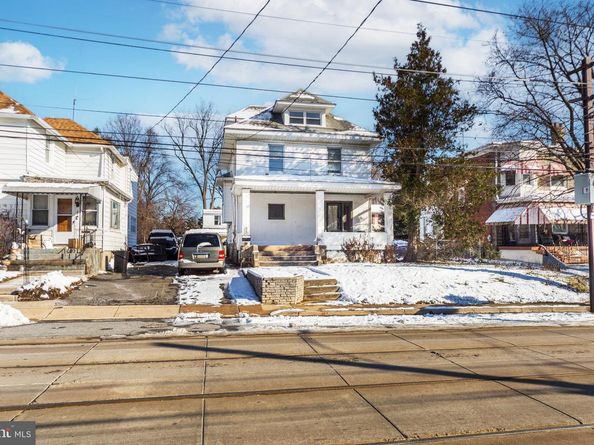 33 S Woodlawn Avenue, Aldan PA 19018