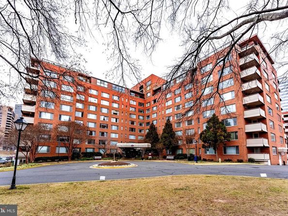 1111 Arlington Boulevard 828, Arlington VA 22209