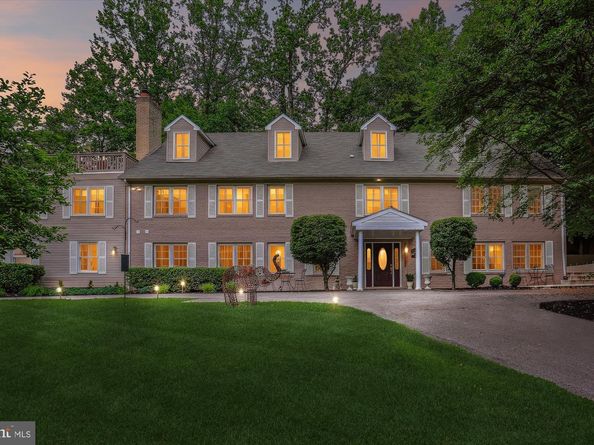 9201 Laurel Oak Drive, Bethesda MD 20817