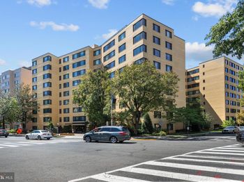 5410 Connecticut Avenue NW