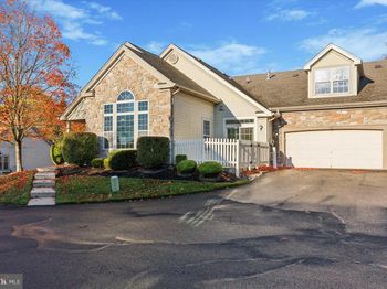 64 Legacy Oaks Drive