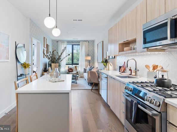 7175 12TH Street NW 411, Washington DC 20011