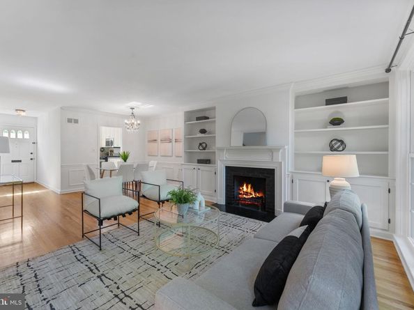 911 S Lee Street, Alexandria VA 22314