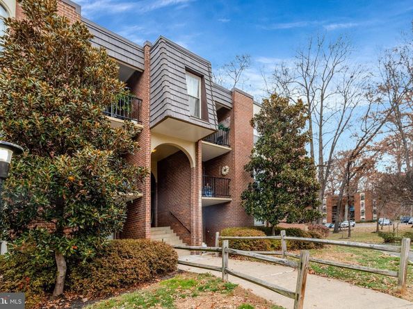 8300 Tobin Road 23, Annandale VA 22003