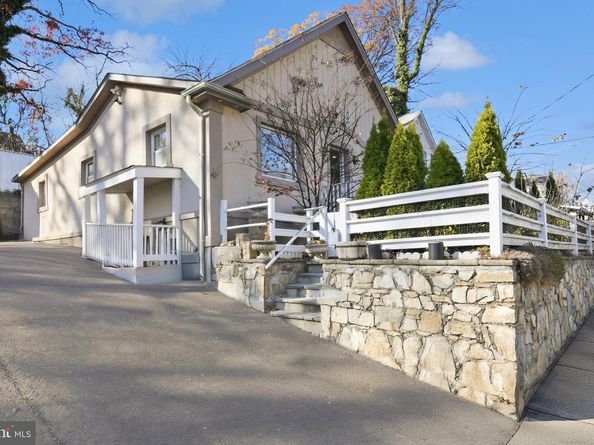 2022 S Monroe Street S, Arlington VA 22204