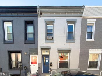 1638 W Victoria Street