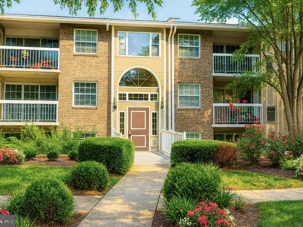 1931 Wilson Lane 201, Mclean VA 22102