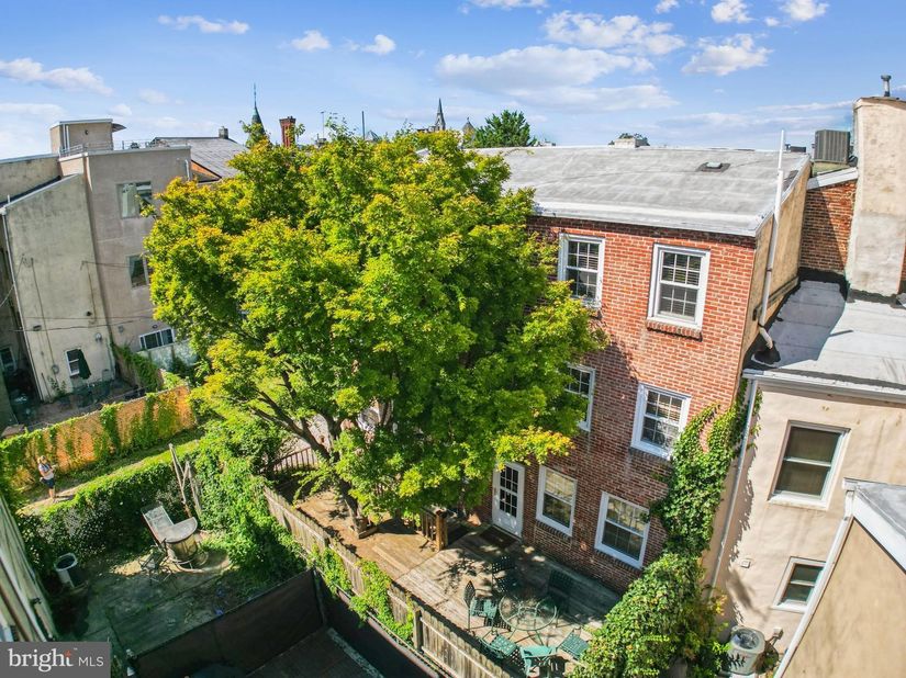 335-337 Poplar Street, Philadelphia PA 19123
