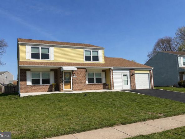 4535 Winding Brook Drive, Bensalem PA 19020