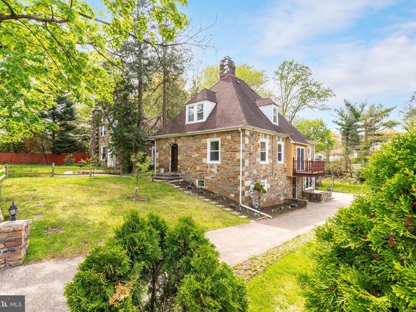1058 Huntingdon Pike, Huntingdon Valley PA 19006