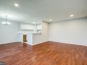 16 S Van Dorn Street