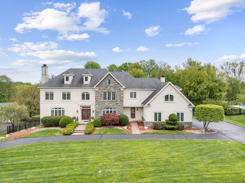 2205 Jefferson Lane, Huntingdon Valley PA 19006