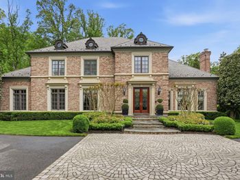 1204 Daviswood Drive