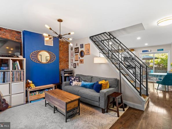 2243 League Street, Philadelphia PA 19146