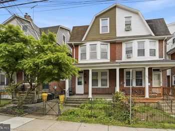 221 Ardmore Avenue