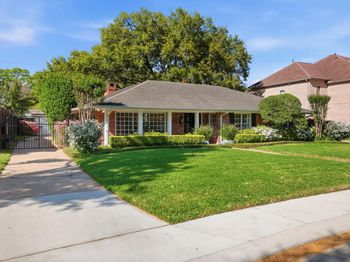 5642 Ella Lee LN
