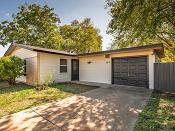 203 Cooper DR