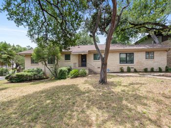 3401 Clearview DR