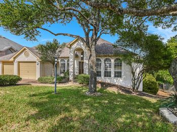 8703 Bluegrass DR