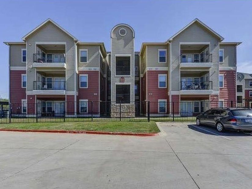 1901 Crossing Place 3203, Austin TX 78741