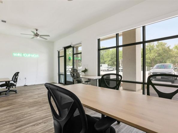 4801 Springdale RD 1005, Austin TX 78723