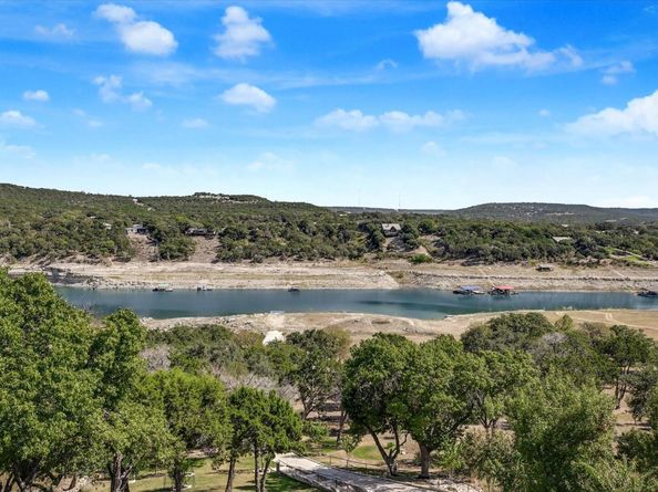 17904 Crystal CV, Jonestown TX 78645