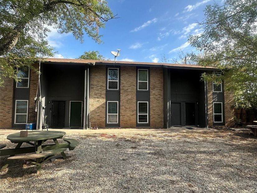 8613 Putnam DR, Austin TX 78757