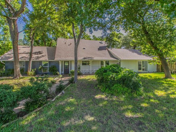 1905 Great Oaks DR, Round Rock TX 78681