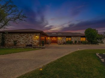 113 Indian Bend DR